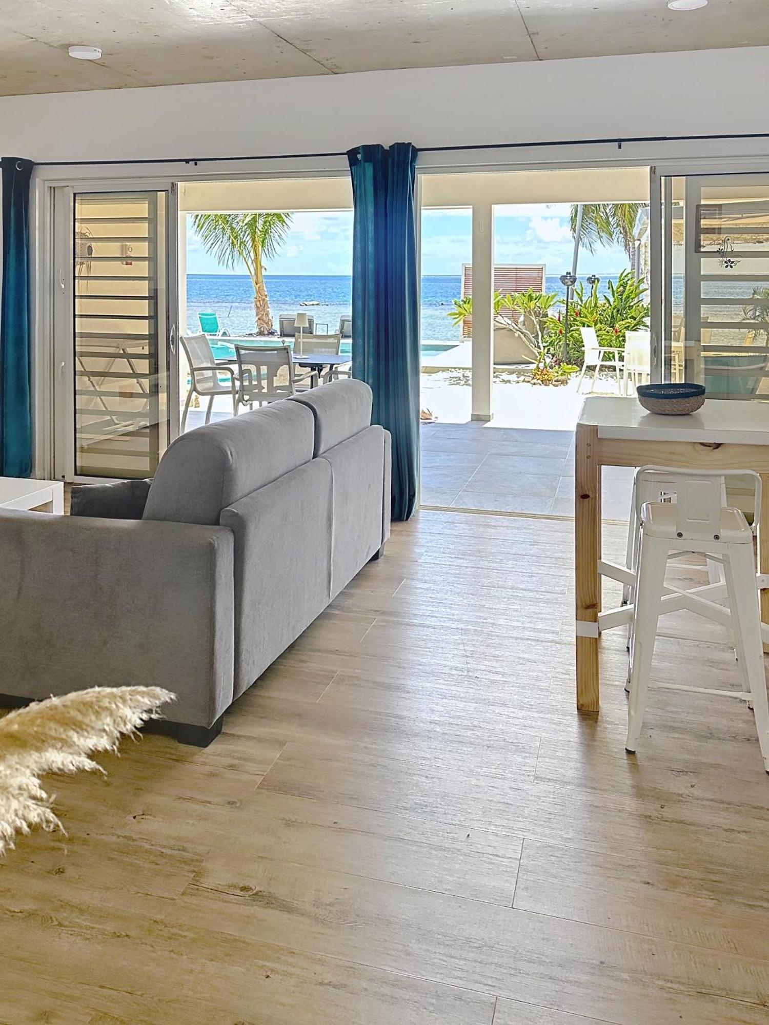 אוטורואה Pension Irivai Appartement Puatou 1 Chambre Bord De Mer מראה חיצוני תמונה